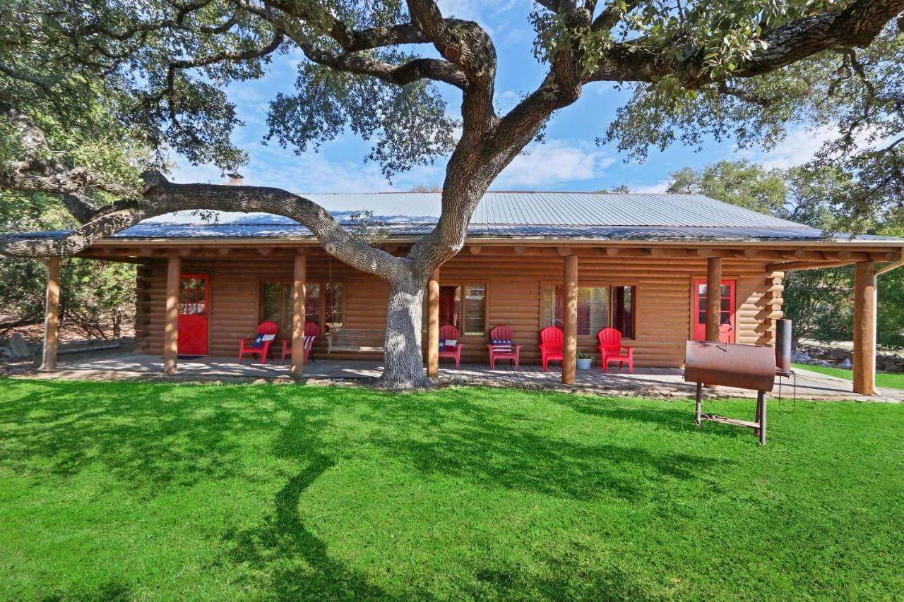 Wimberley Log Cabins Resort And Suites- Unit 4 المظهر الخارجي الصورة
