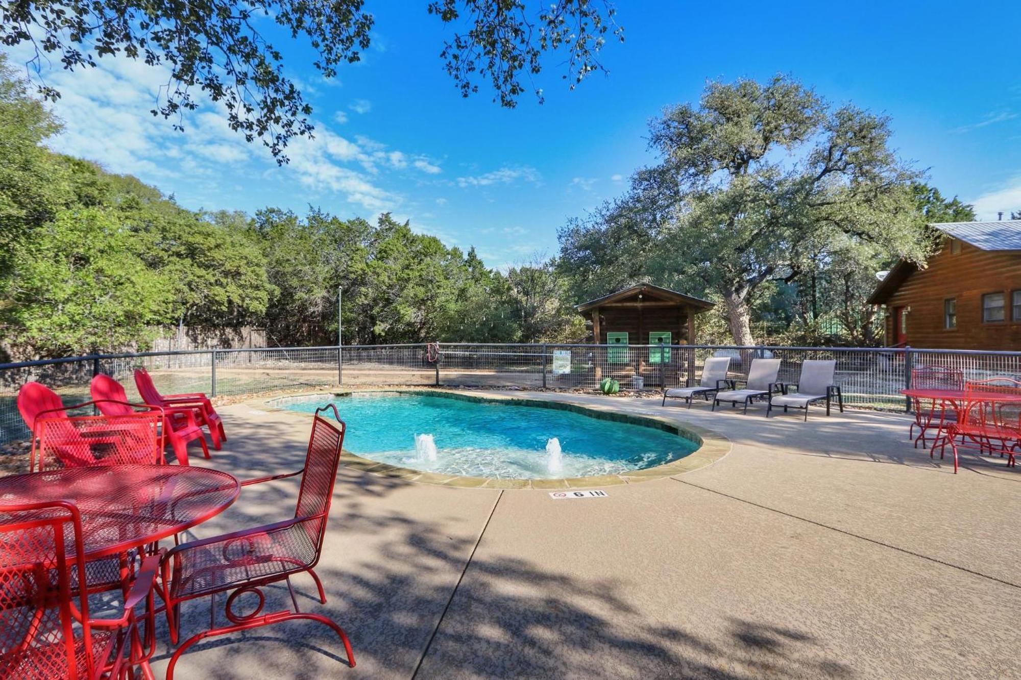 Wimberley Log Cabins Resort And Suites- Unit 4 المظهر الخارجي الصورة